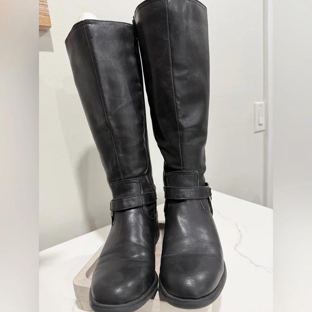 Life Stride Size 5 Black Over the Knee Boots